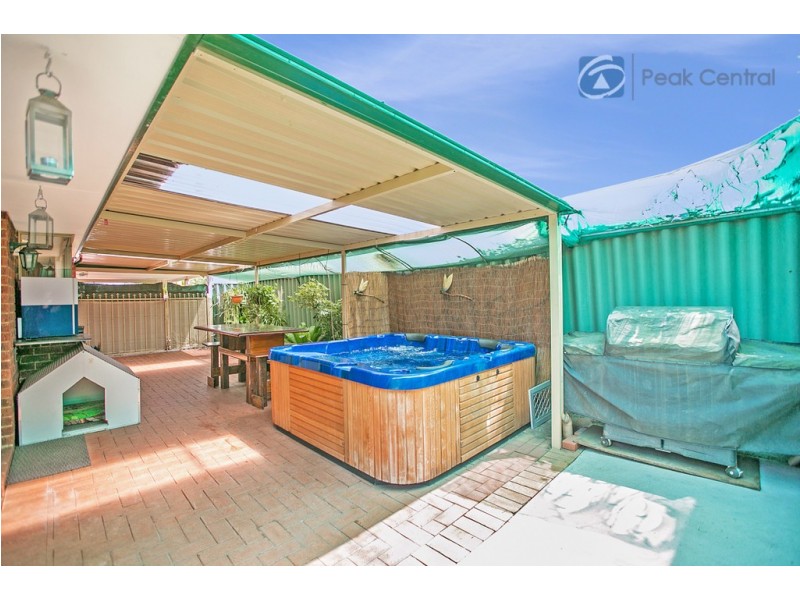 9 Dreier Court, Atwell WA 6164