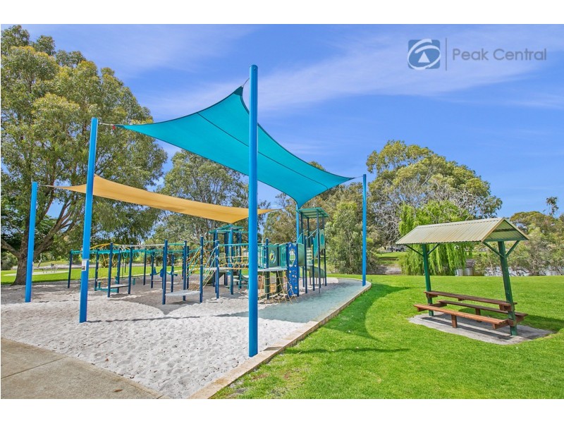 9 Dreier Court, Atwell WA 6164