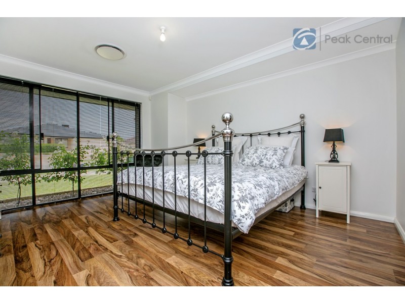 32 Roper Boulevard, Hammond Park WA 6164