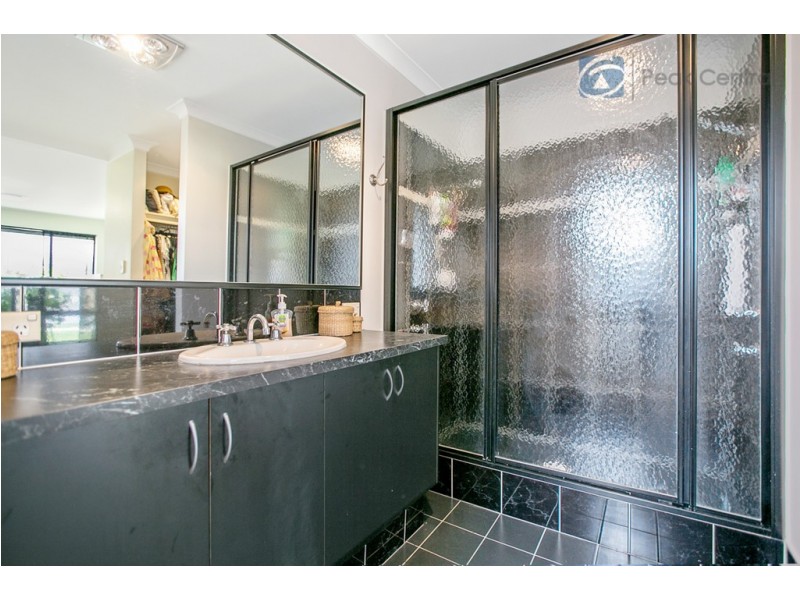 32 Roper Boulevard, Hammond Park WA 6164