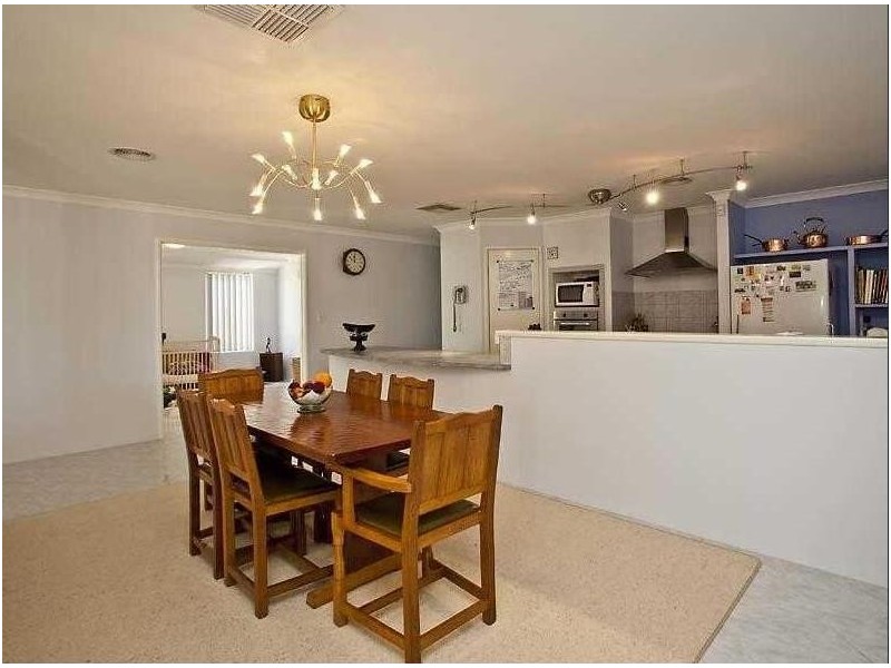 19 Chipperton Road, Bertram WA 6167