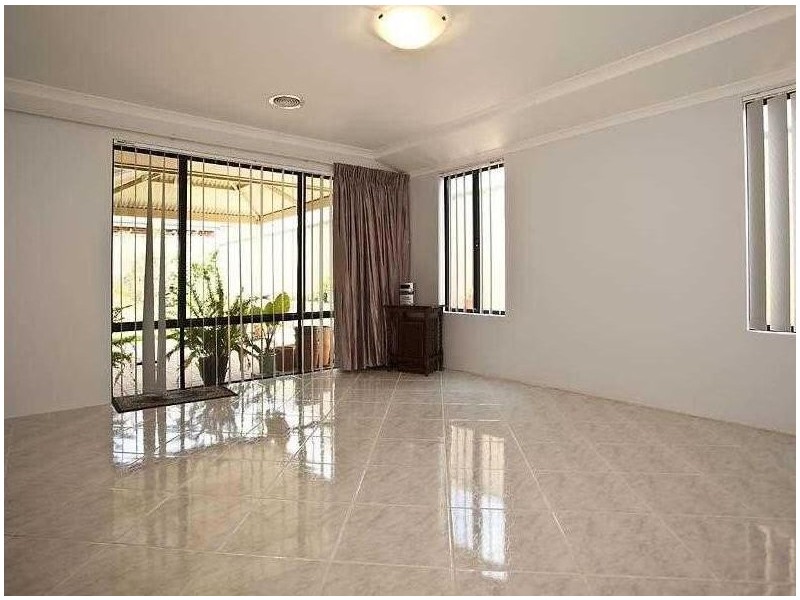 19 Chipperton Road, Bertram WA 6167