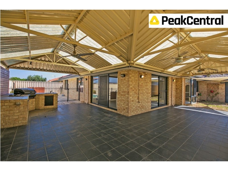 99 Aurora Drive, Atwell WA 6164