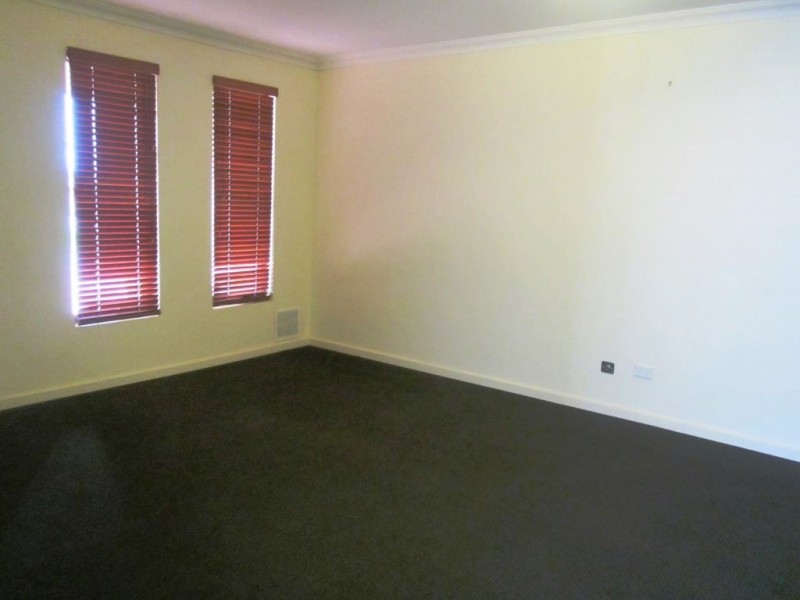 4 Caribbean Turn, Aubin Grove WA 6164