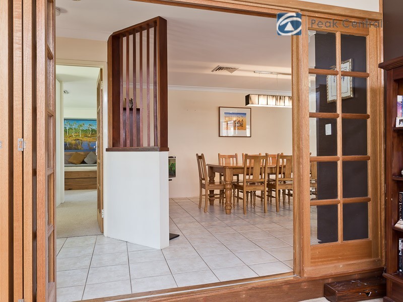 89 Aulberry Parade, Leeming WA 6149