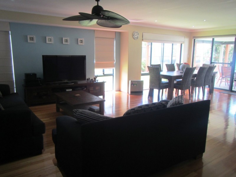 25 Princeton Circuit, Aubin Grove WA 6164