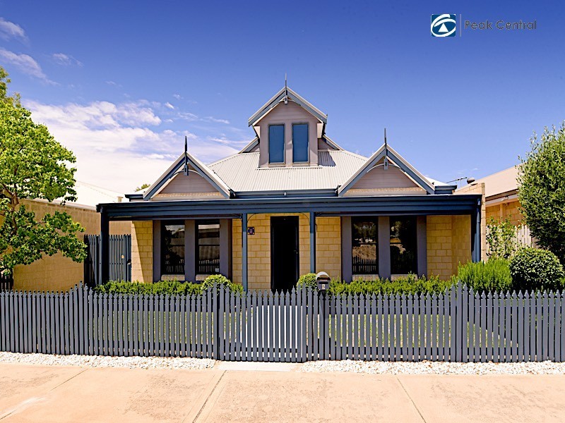 5 Haven Way, Atwell WA 6164