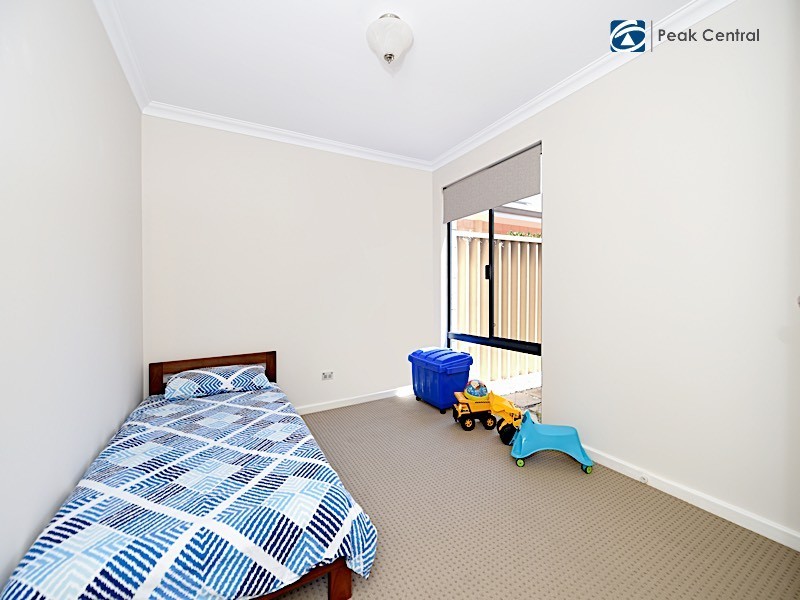 5 Haven Way, Atwell WA 6164