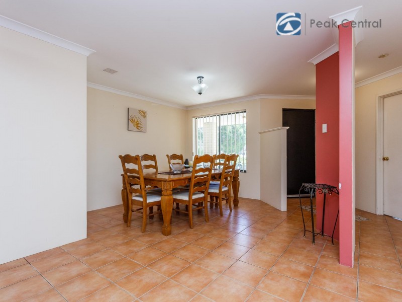 7 Rosehill Court, Atwell WA 6164