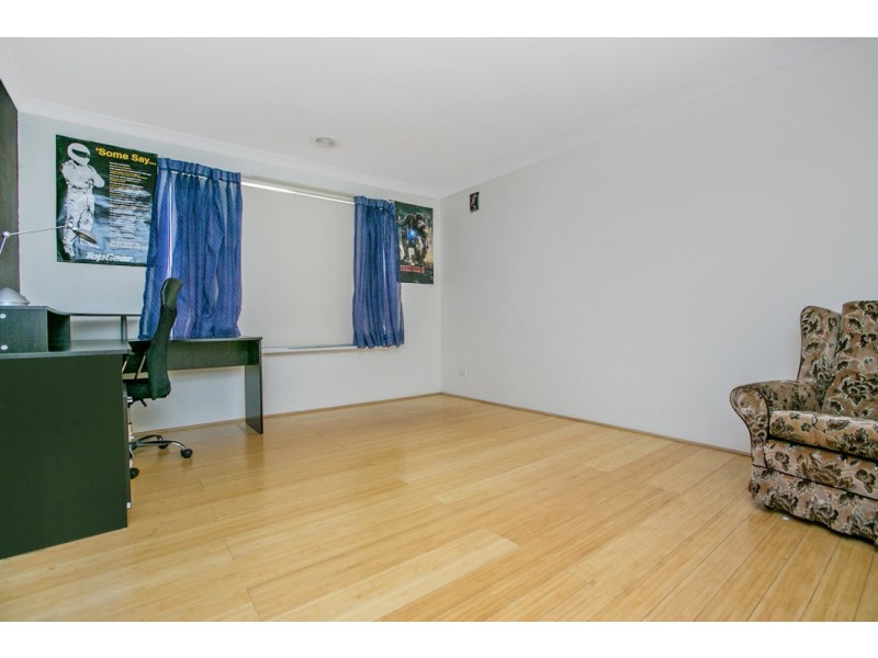 13 Panton Drive, Success WA 6164