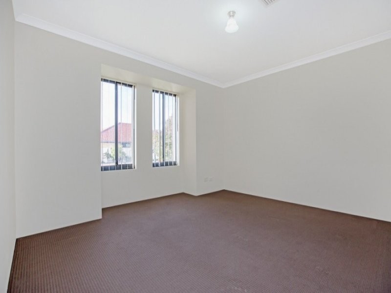 3 Condamine App, Hammond Park WA 6164