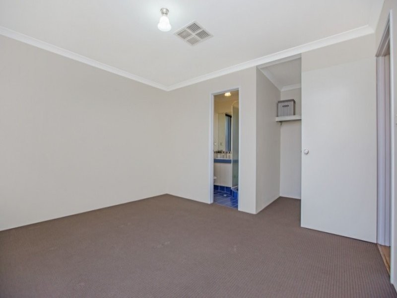 3 Condamine App, Hammond Park WA 6164