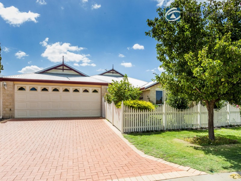23 Reeves Entrance, Success WA 6164