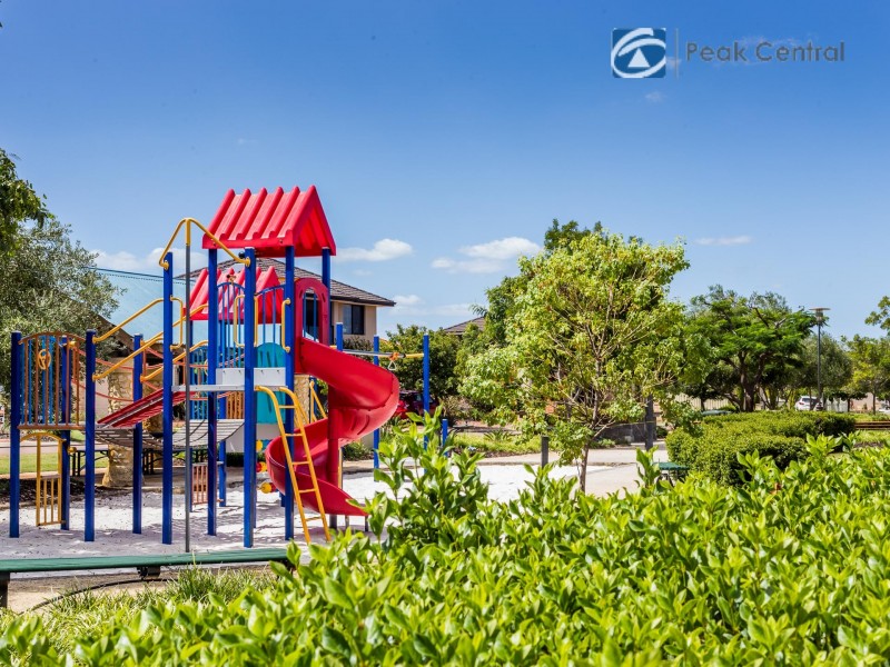 23 Reeves Entrance, Success WA 6164