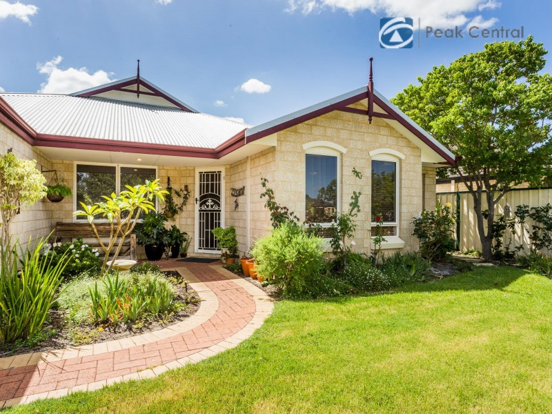 23 Reeves Entrance, Success WA 6164