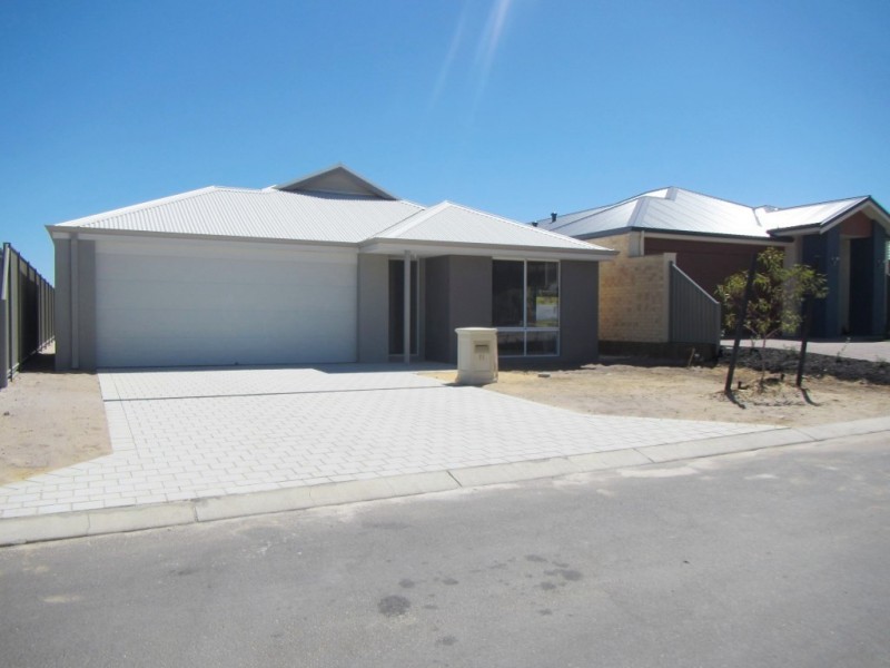 11 Needlewood Loop, Wandi WA 6167