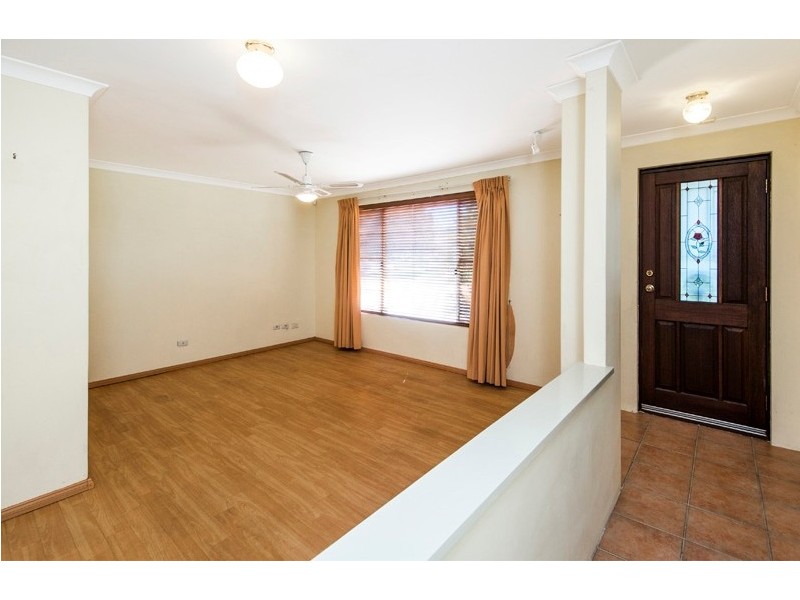 3 Jenniphur Court, Atwell WA 6164