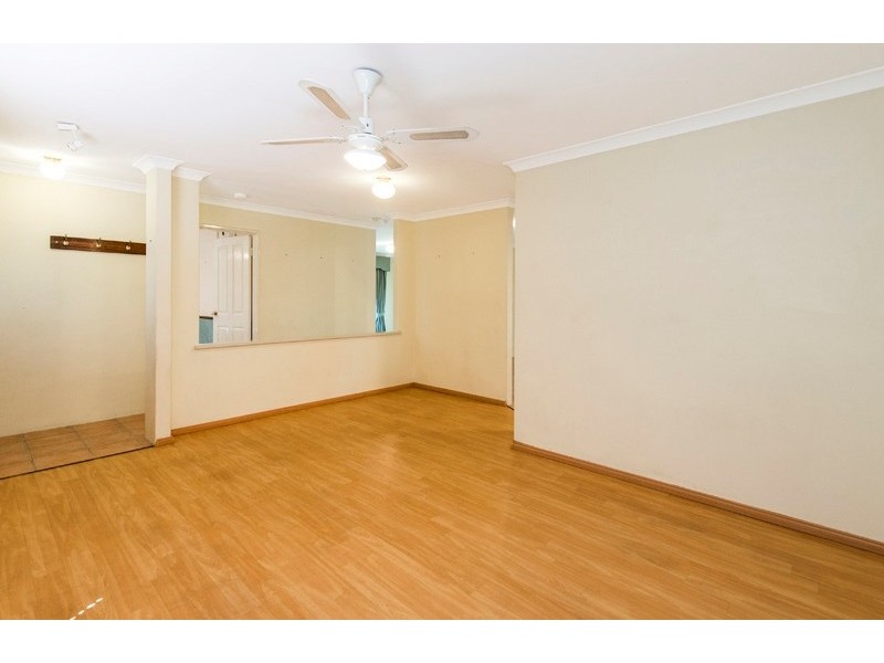 3 Jenniphur Court, Atwell WA 6164