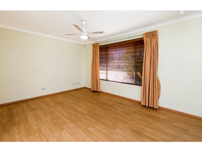 3 Jenniphur Court, Atwell WA 6164