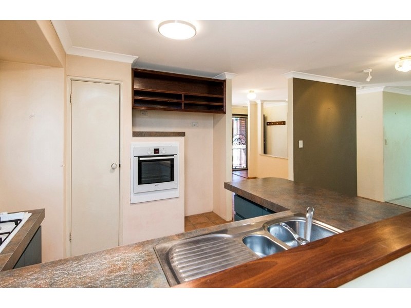 3 Jenniphur Court, Atwell WA 6164