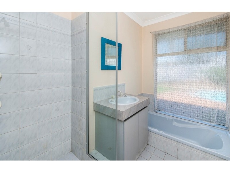 3 Jenniphur Court, Atwell WA 6164