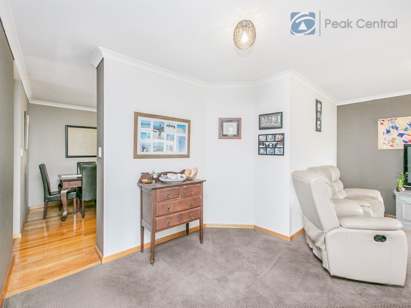 17 Carnegie Pde, Success WA 6164