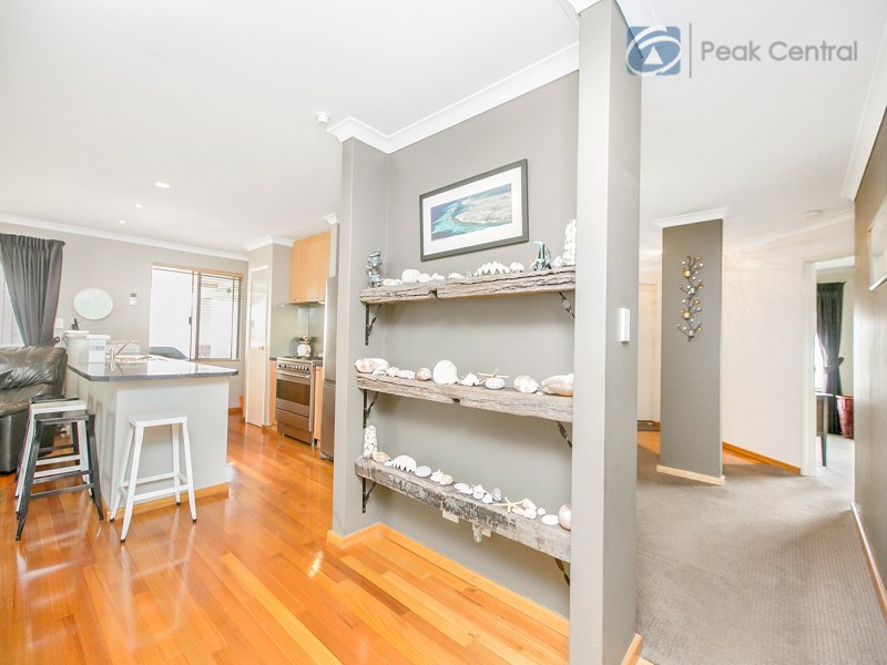 17 Carnegie Pde, Success WA 6164