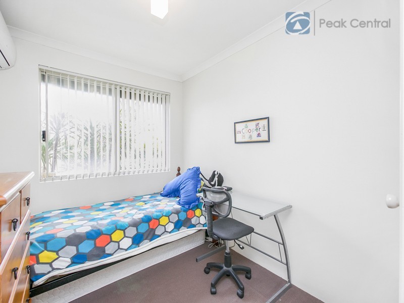 17 Carnegie Pde, Success WA 6164