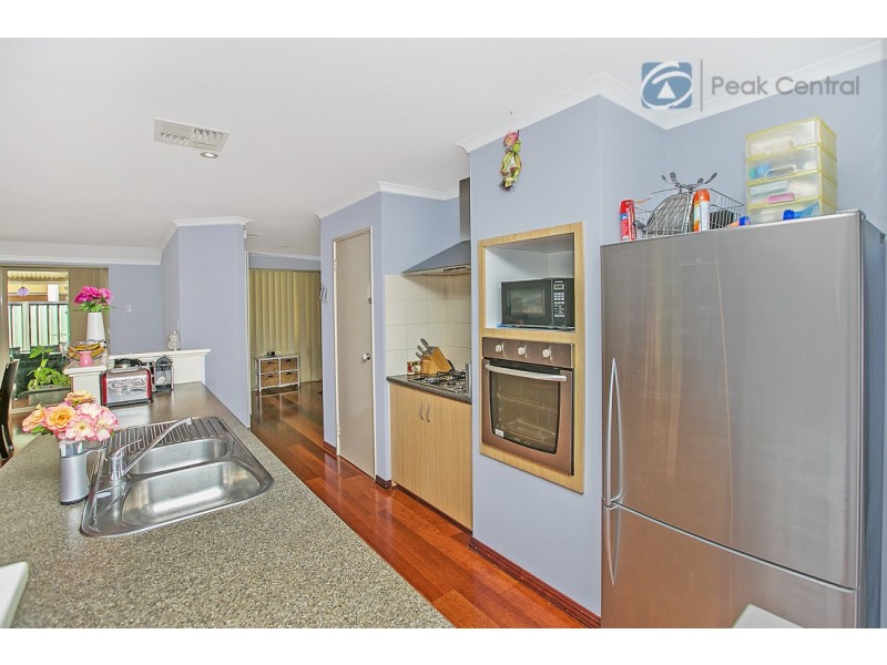 14 Kurrajong Approach, Atwell WA 6164