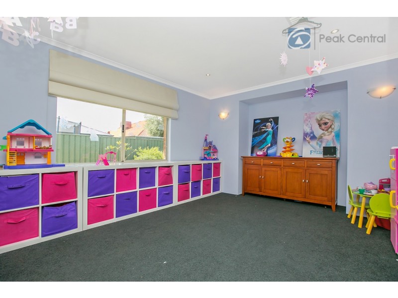 14 Kurrajong Approach, Atwell WA 6164