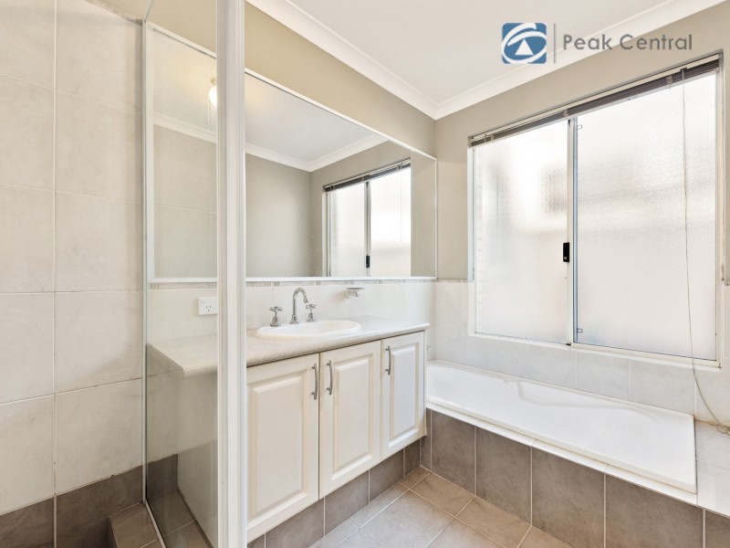 3B Monarch Gate, Success WA 6164
