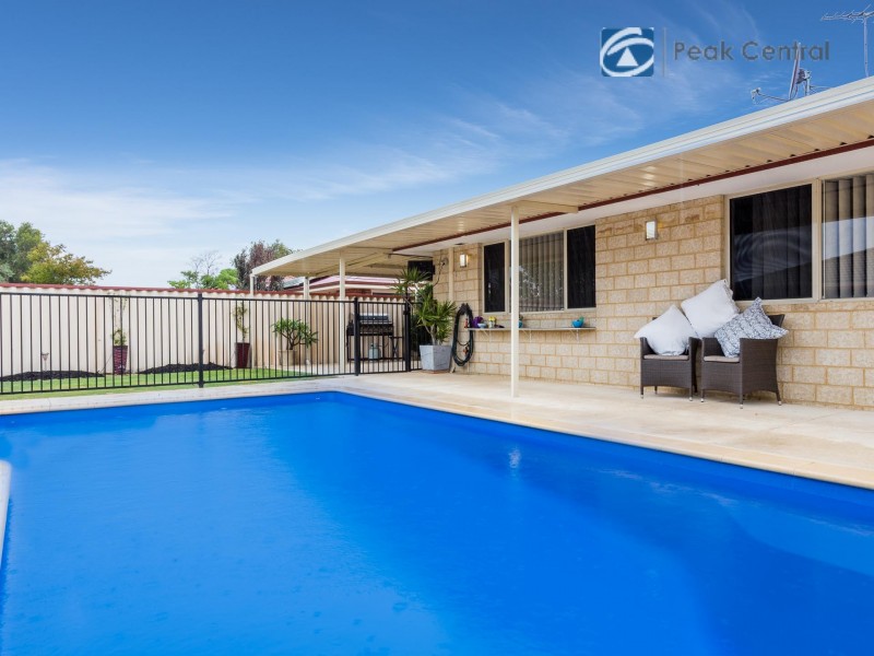 6 Charm Way, Atwell WA 6164