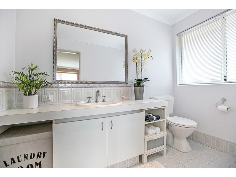 21 Glenmaggie Circuit, Success WA 6164