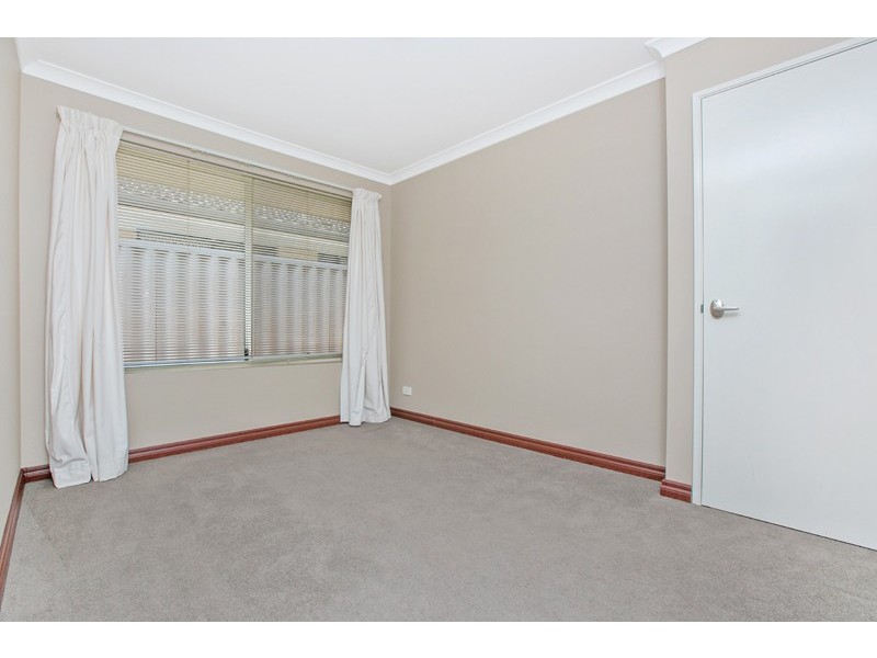 21 Glenmaggie Circuit, Success WA 6164
