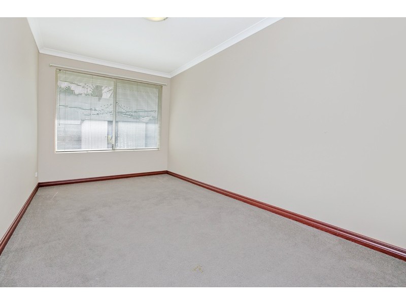 21 Glenmaggie Circuit, Success WA 6164