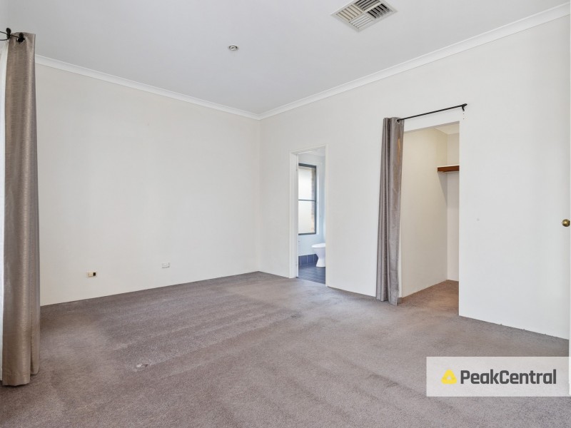 18 Millstream Place, Success WA 6164