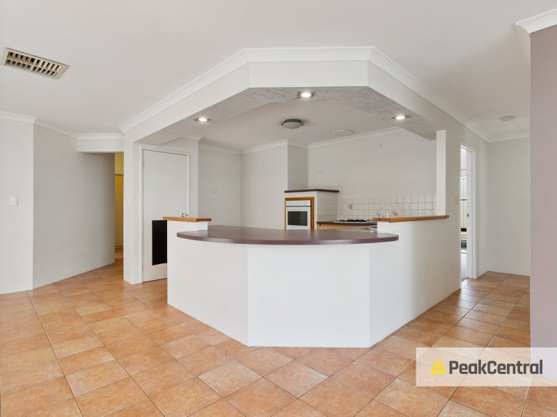 18 Millstream Place, Success WA 6164