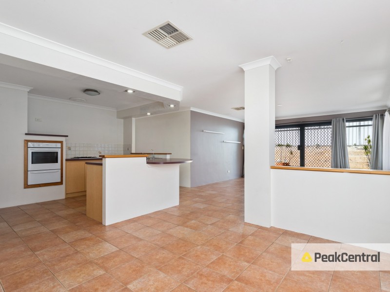 18 Millstream Place, Success WA 6164