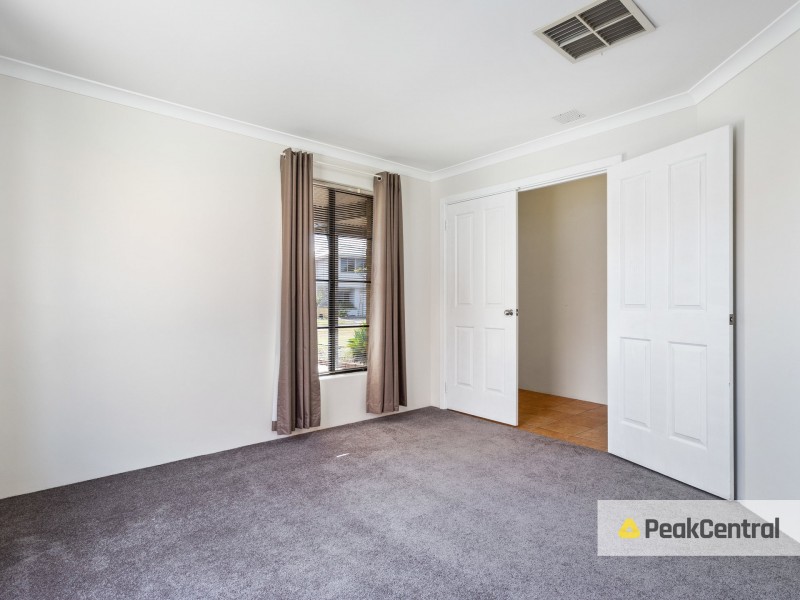 18 Millstream Place, Success WA 6164