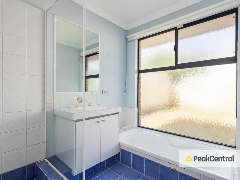 18 Millstream Place, Success WA 6164