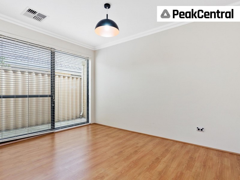 47 Windchime Terrace, Atwell WA 6164