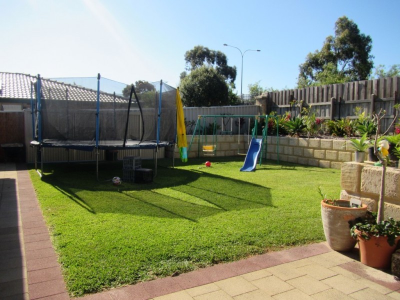 13 Fabales Close, Beeliar WA 6164