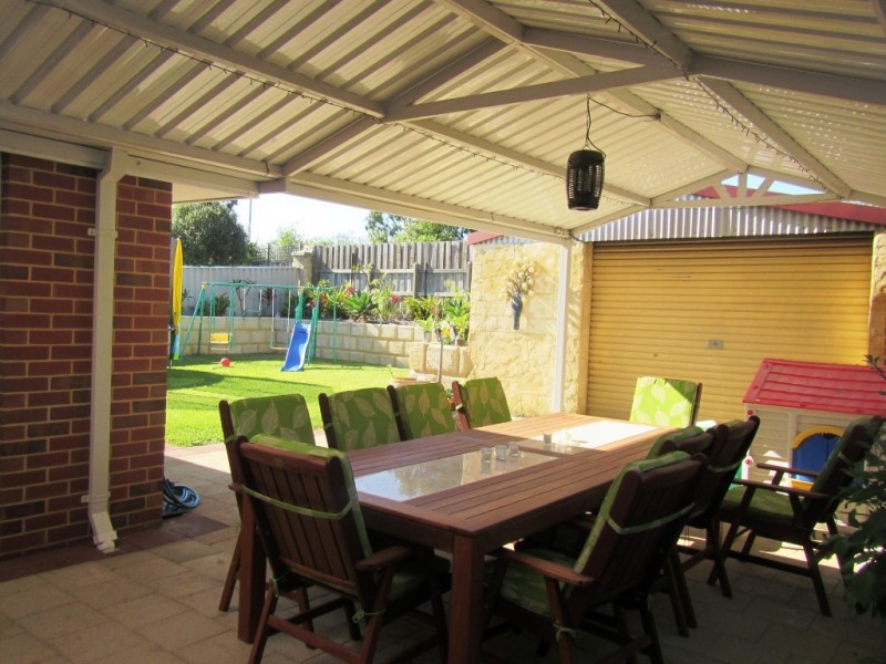 13 Fabales Close, Beeliar WA 6164