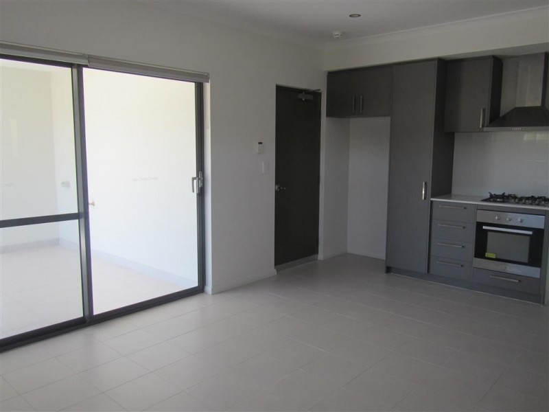 6,96 Cohn Street, Kewdale WA 6105