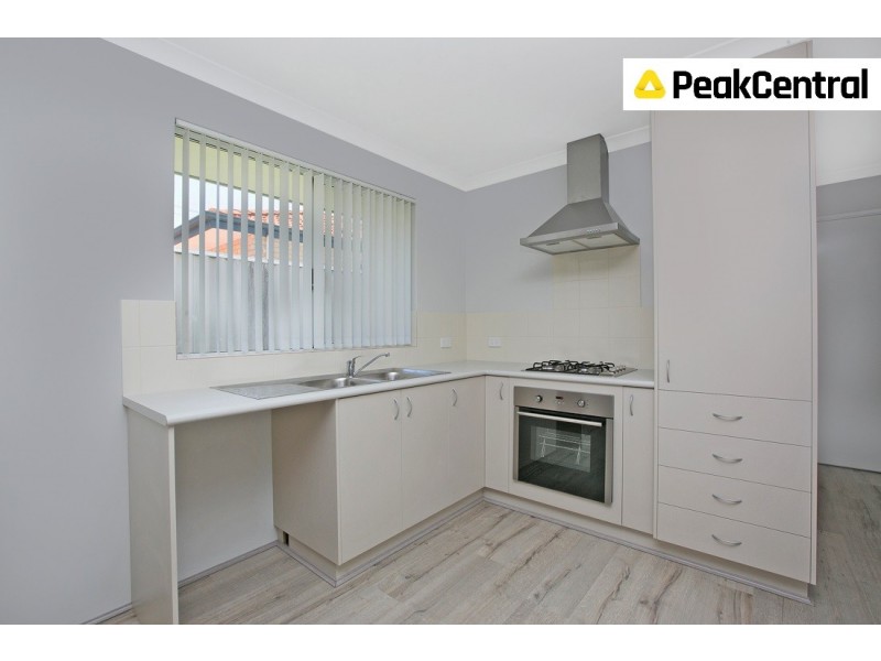 Unit 4/21-23 Armstrong Road, Wilson WA 6107