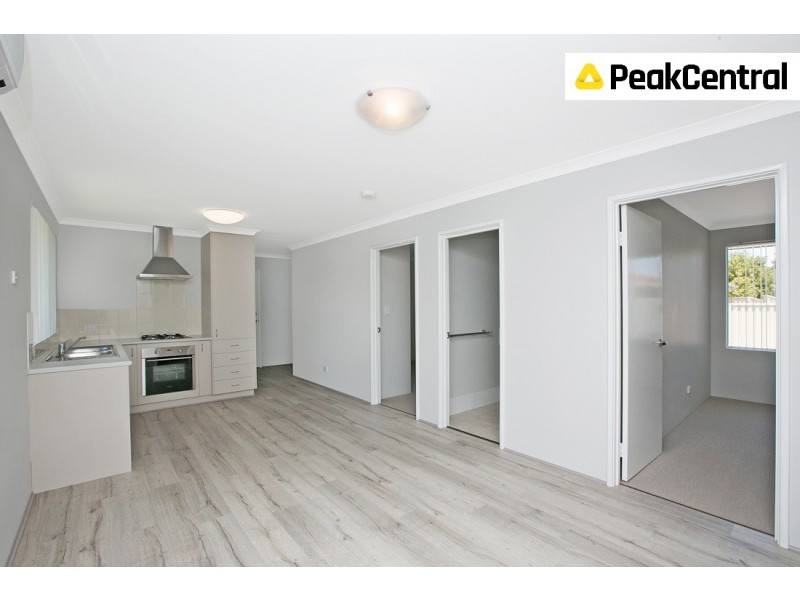 Unit 4/21-23 Armstrong Road, Wilson WA 6107