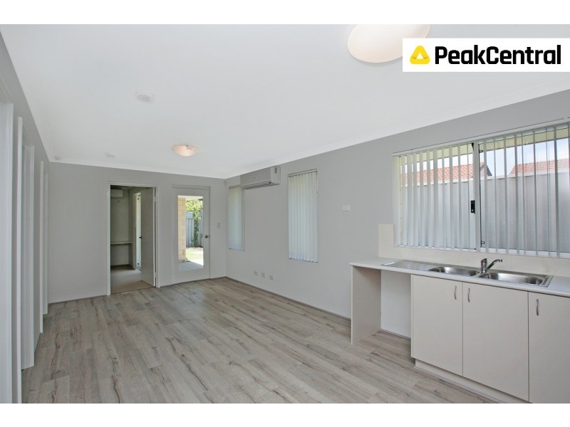 Unit 4/21-23 Armstrong Road, Wilson WA 6107