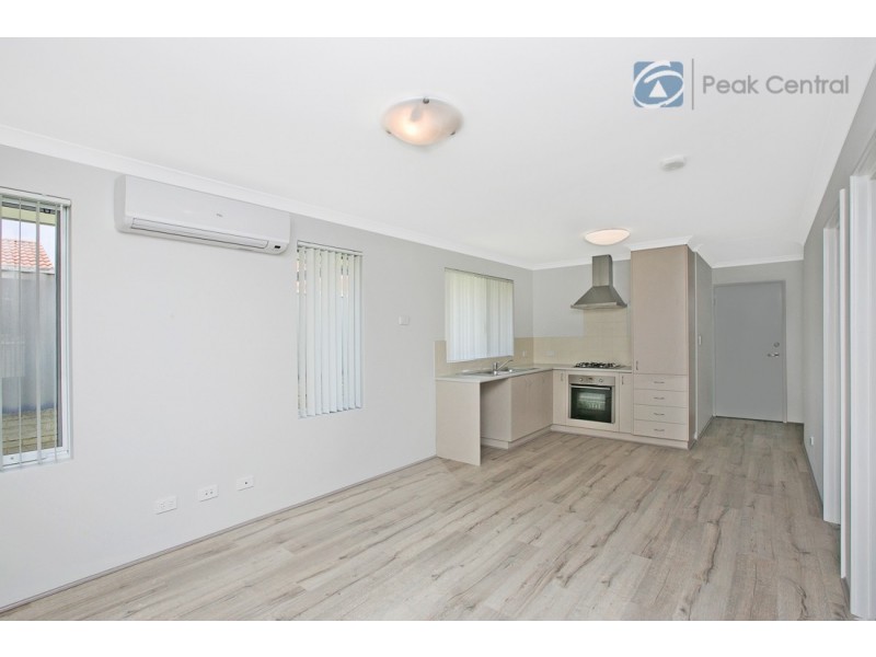 Unit 4/21-23 Armstrong Road, Wilson WA 6107