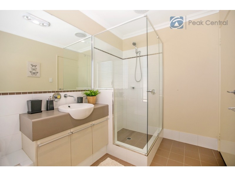 17 Columbus Loop, Success WA 6164
