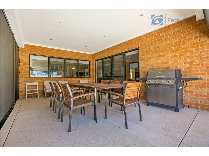 17 Columbus Loop, Success WA 6164